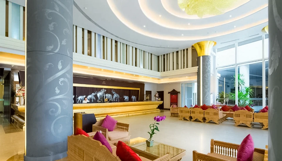 هتل آیارا گرند پاتایا